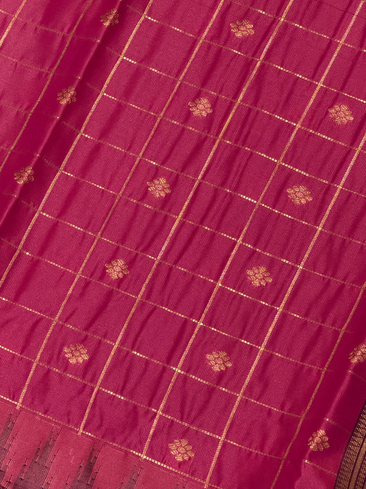 Checks Semi-Silk Gadwal Saree (DHN-253)