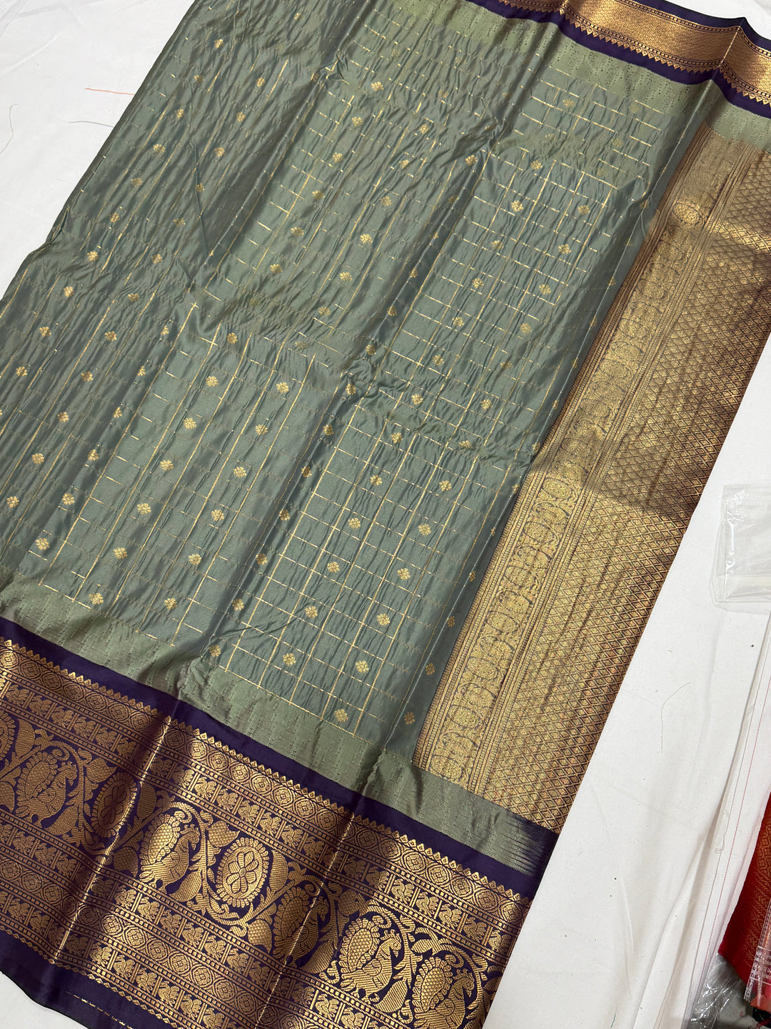 Checks Semi-Silk Gadwal Saree (DHN-253)