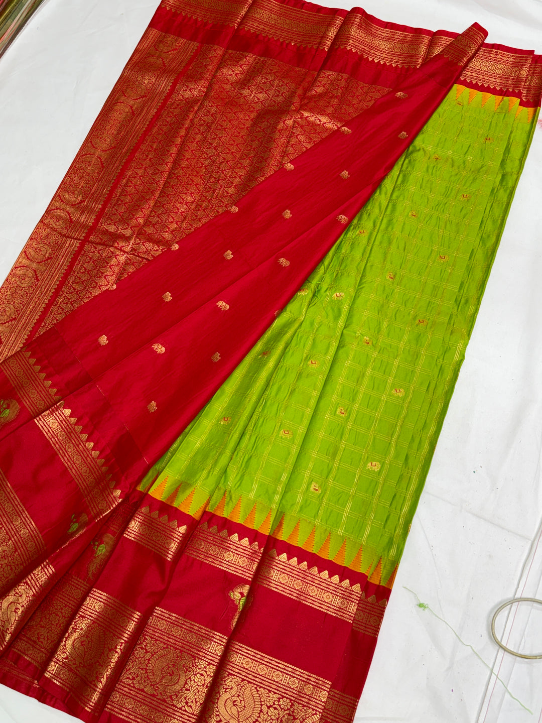 Parrot Green Semi-Silk Gadwal Saree (DHN-278)