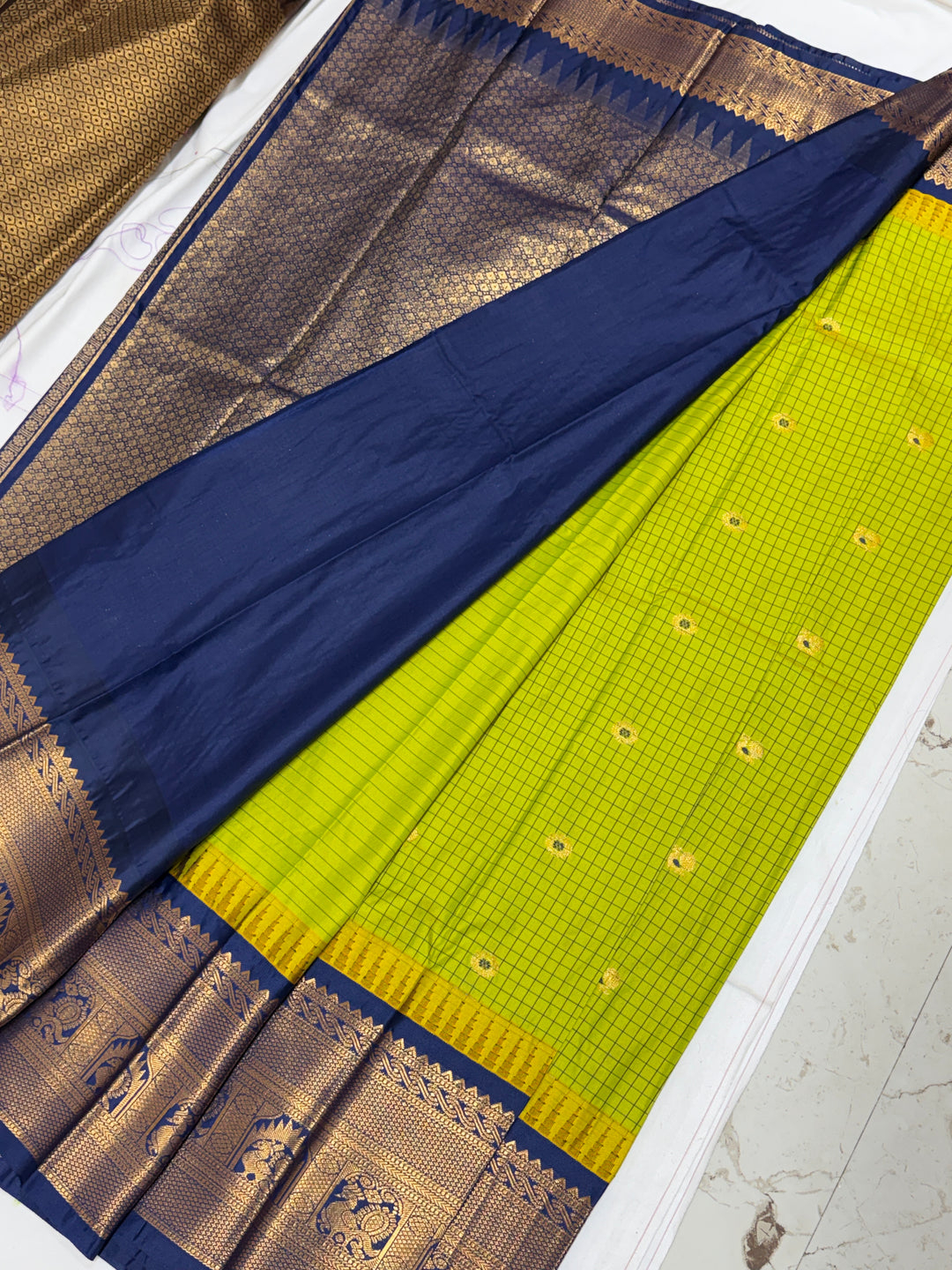 Parrot Green Semi-Silk Gadwal Saree (DHN-418)