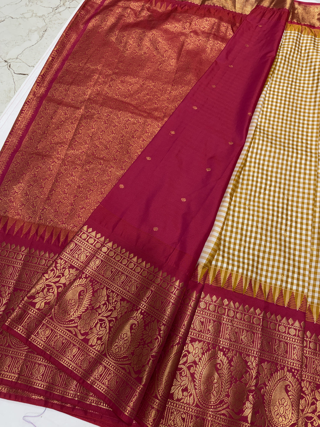 Checks Big Border Premium Semi Gadwal Saree (DHN-654)