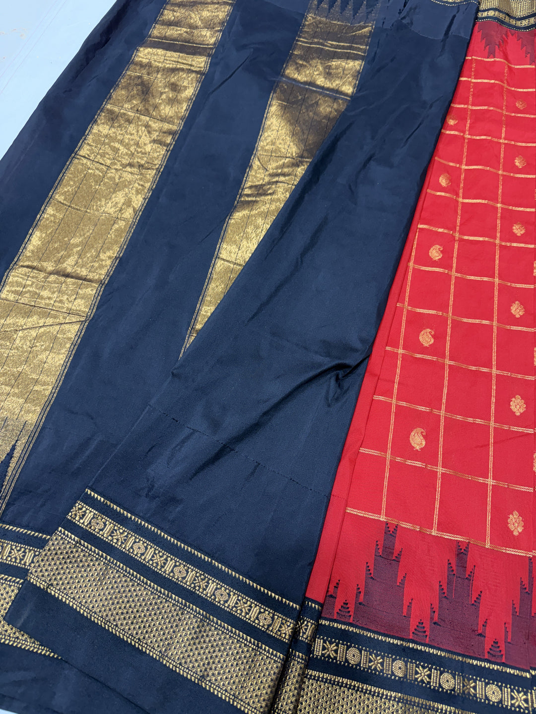Checks Narayanpet Black Border Ilkal Pallu Saree (DHN-620)