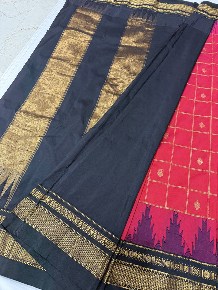 Checks Narayanpet Black Border Ilkal Pallu Saree (DHN-620)