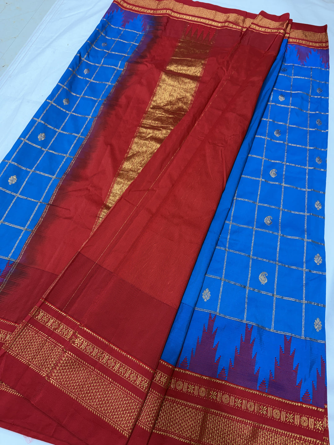 Checks Narayanpet Red Border Ilkal Pallu Saree (DHN-619)