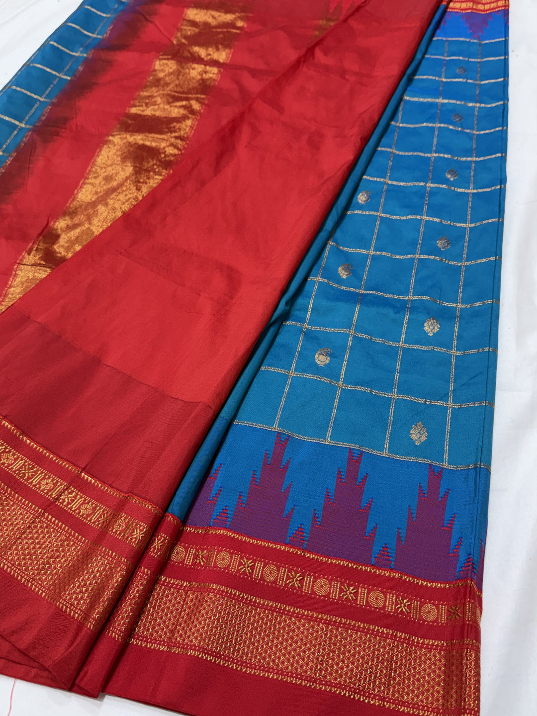 Checks Narayanpet Red Border Ilkal Pallu Saree (DHN-619)