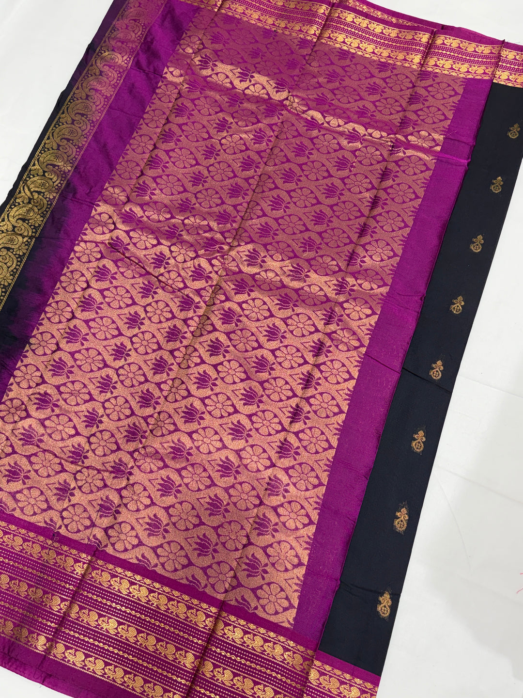 DHN-215 pallu
