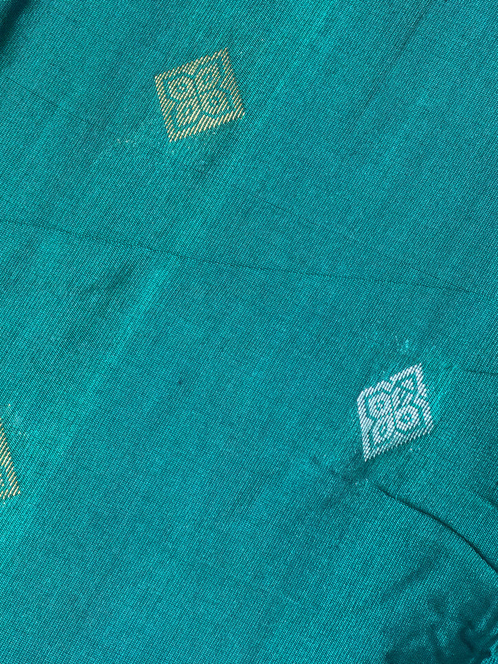 DHN-225 close-up