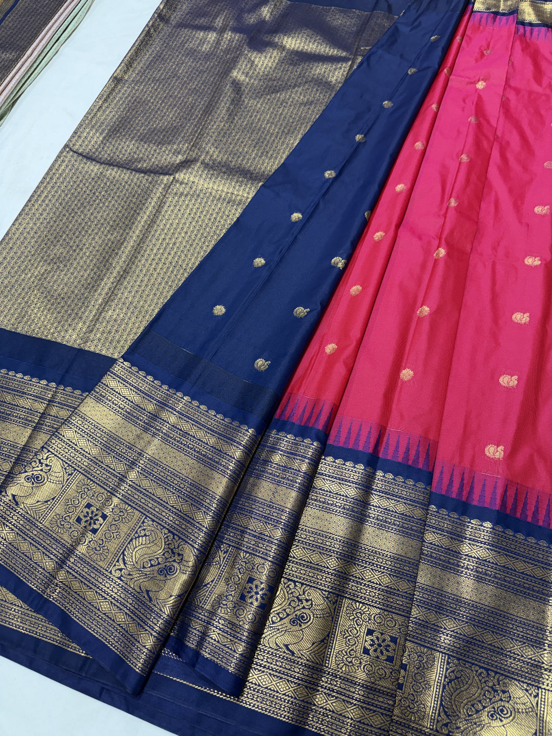 Peacock Navy Border Plain Semi-Silk Gadwal Saree (DHN-628)