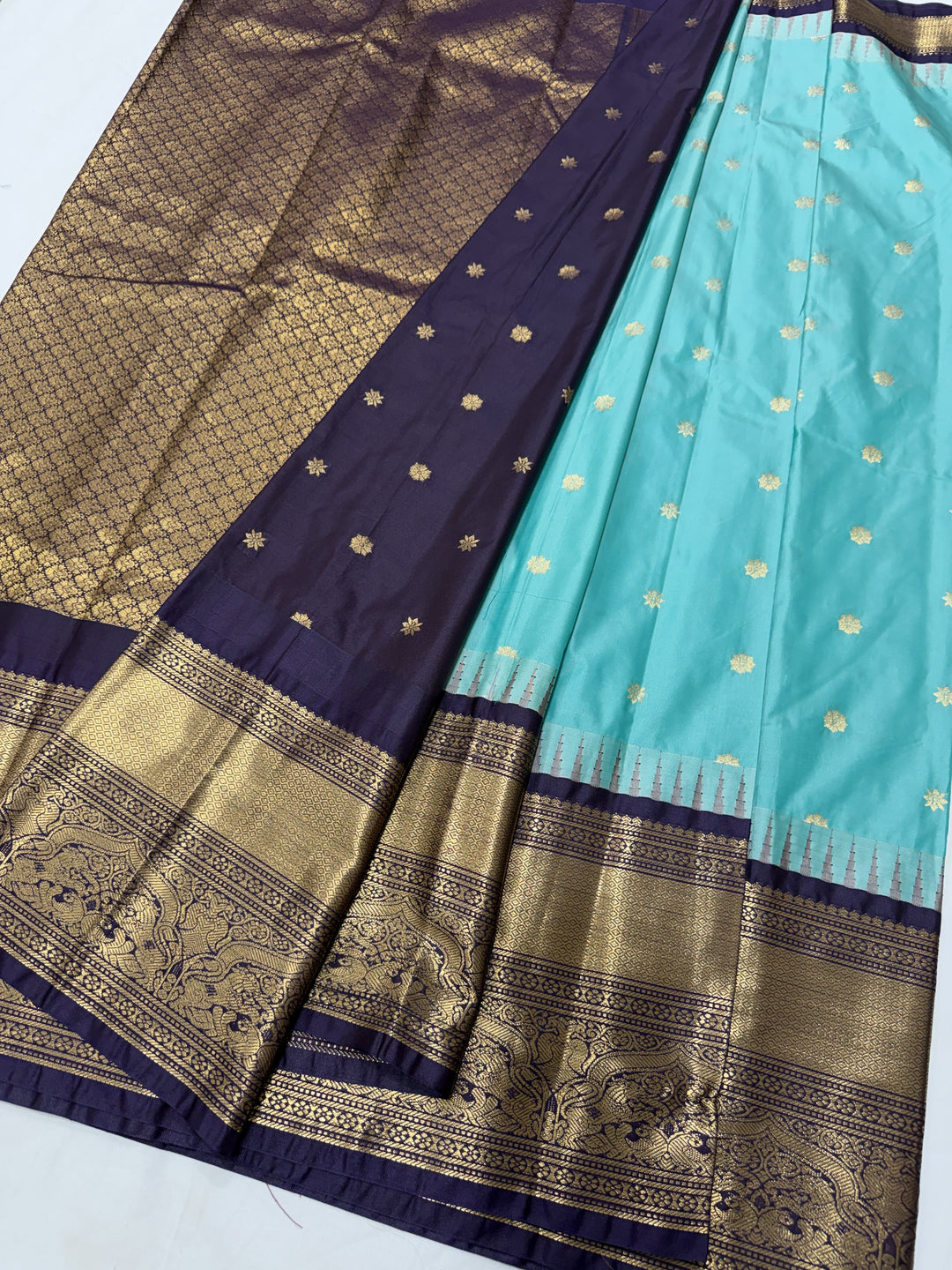 Peacock Purple Geometric Border Plain Semi-Silk Gadwal Saree (DHN-631)