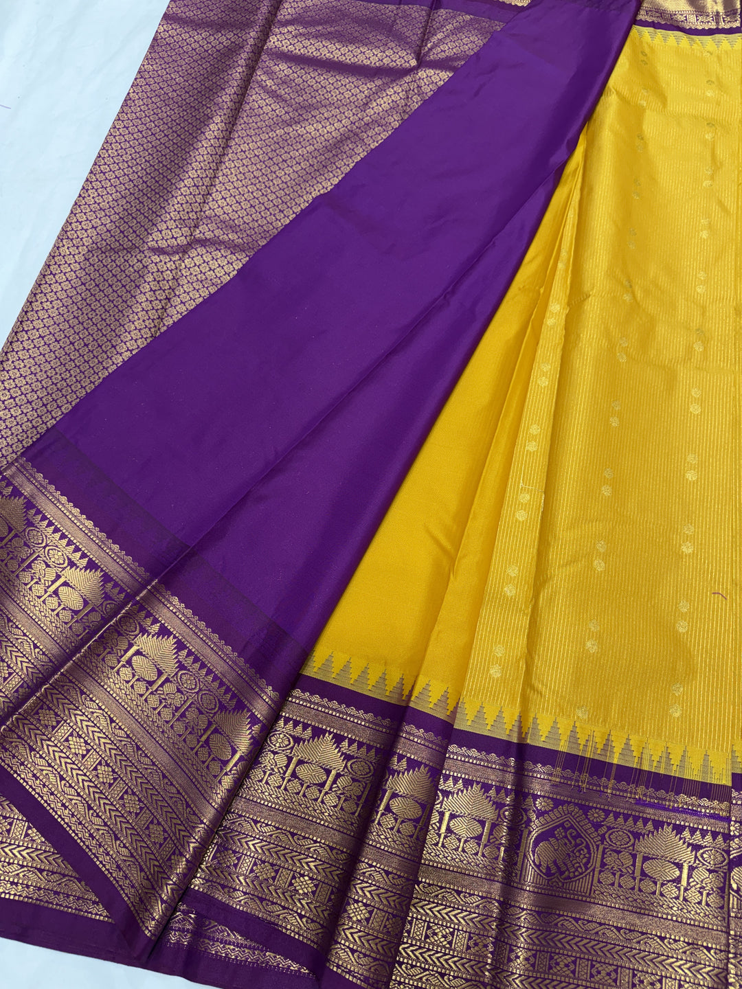 Stripes Big Border Premium Semi Gadwal Saree (DHN-636)