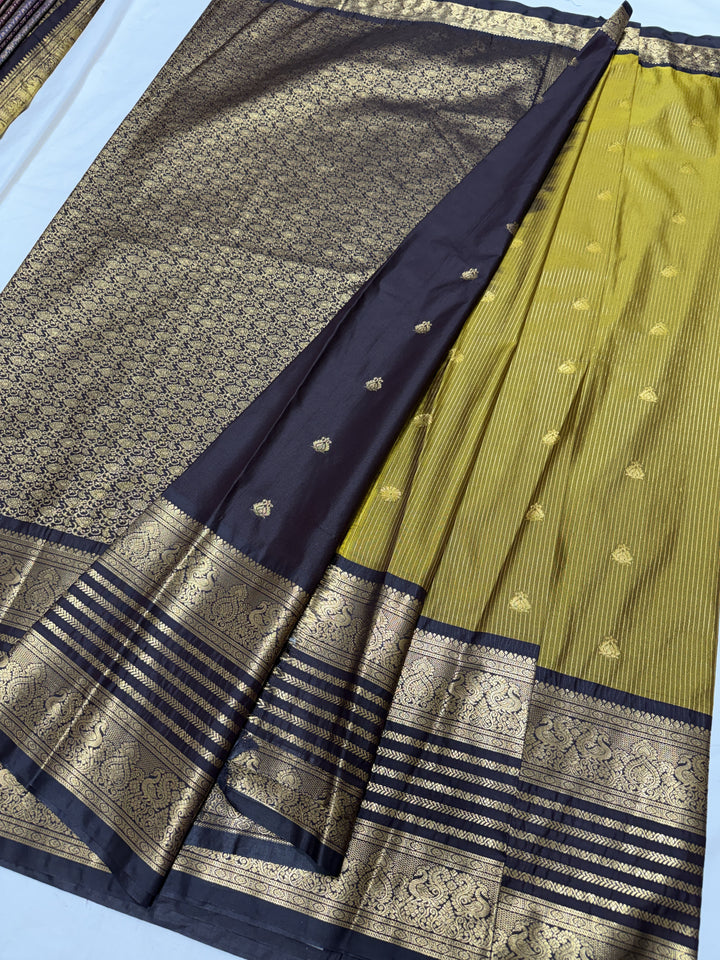 Stripes Big Border Premium Semi Gadwal Saree (DHN-642)