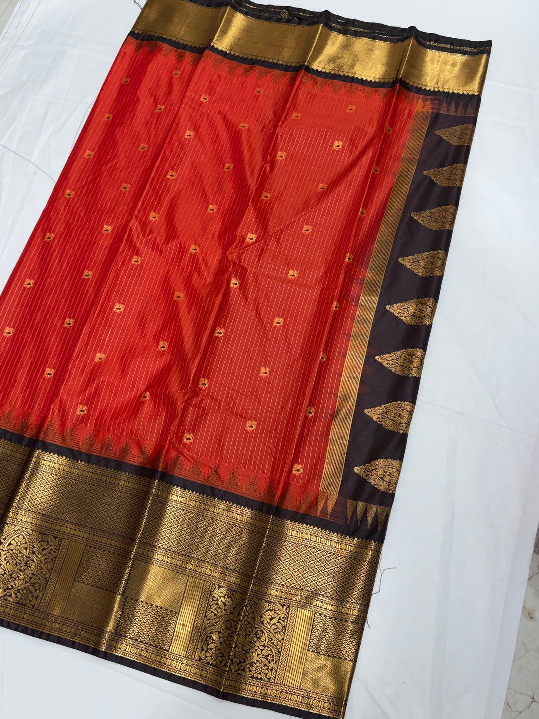DHN-201 Red