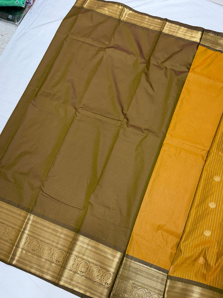 Gold Stripes Semi-Silk Gadwal Saree (DHN-237)