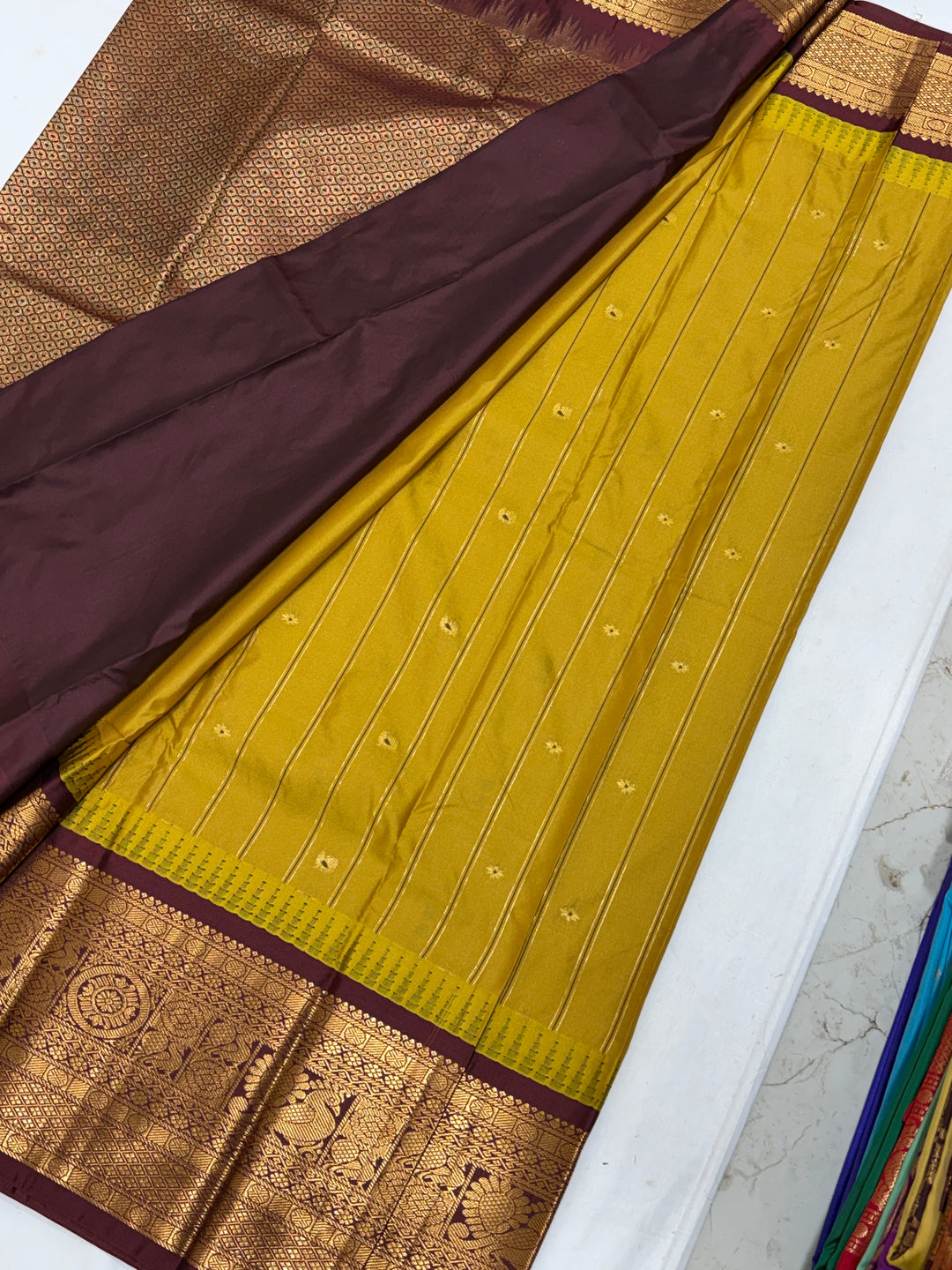 Olive Semi-Silk Gadwal Saree (DHN-401)
